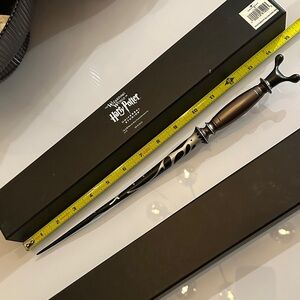 Harry Potter universal studios professor Slughorn Black magic Wand with Box EUC